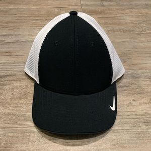 Nike Fitted Cap